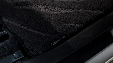 Refinad フロアマット