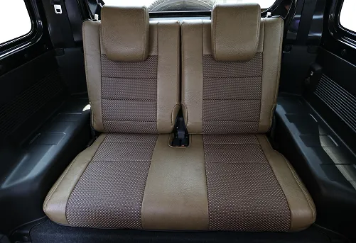 >シートに美しくフィット