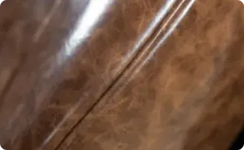 フチは革巻きパイピング