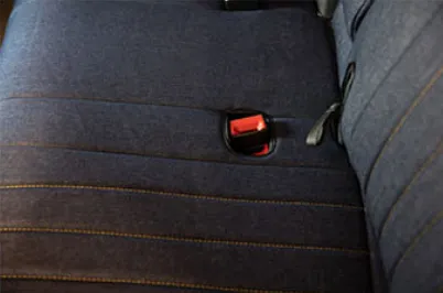 シートベルトもきれいに収まります