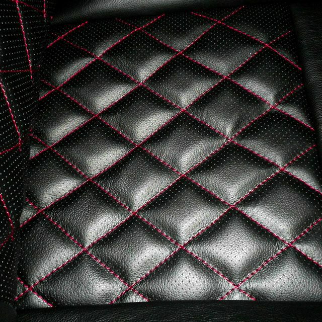 アウディS3スポーツバックシートカバー Dotty DIA-LUX 画像4