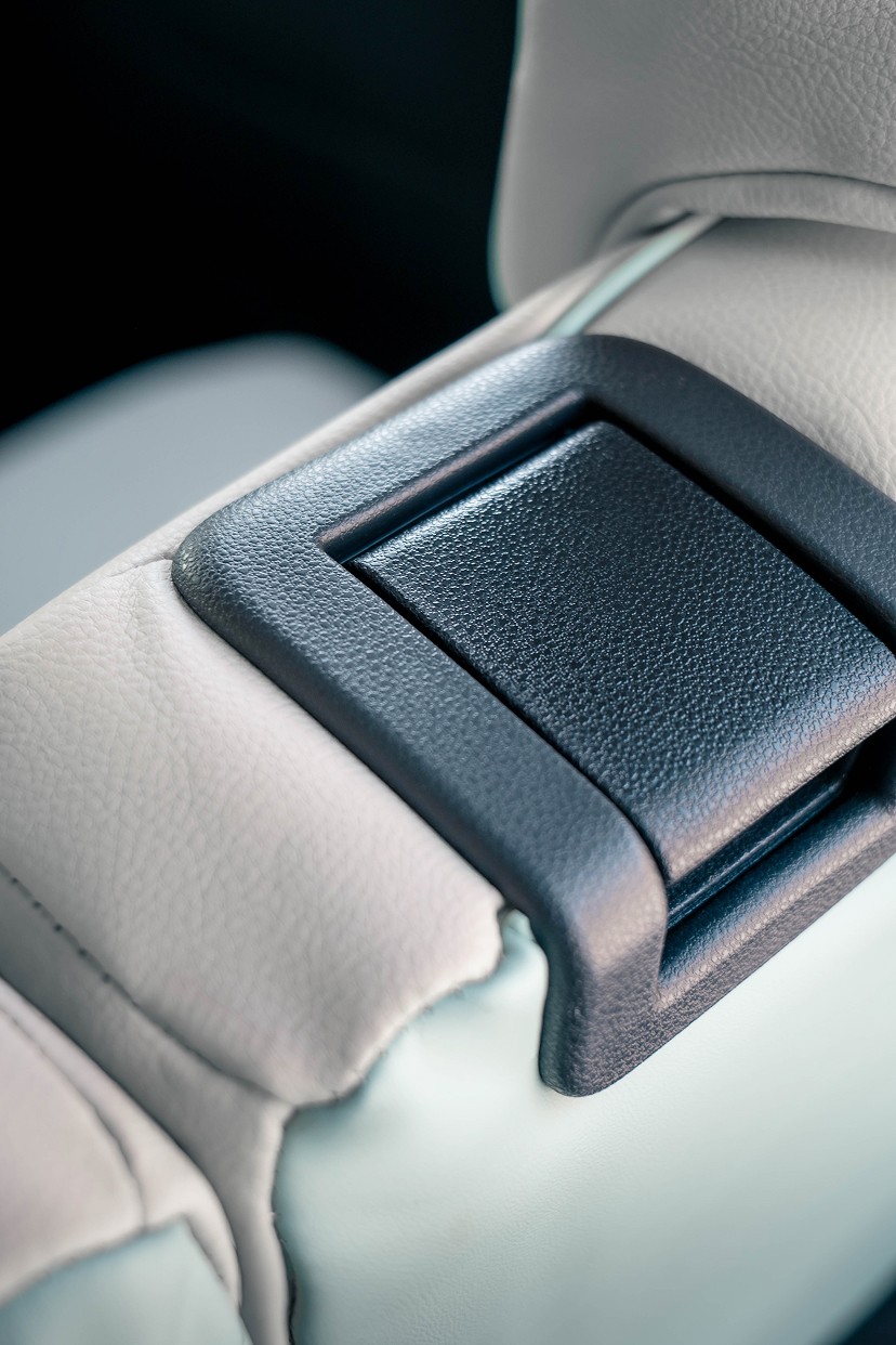 ミニキャブ MiEV シートカバー Sandii マカロン ローズピンク×スノーホワイト