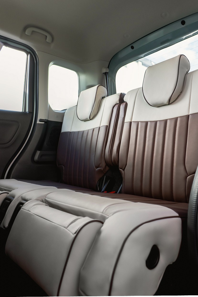 ニュービートル シートカバー Sandii マカロン シルキーベージュ×スノーホワイト