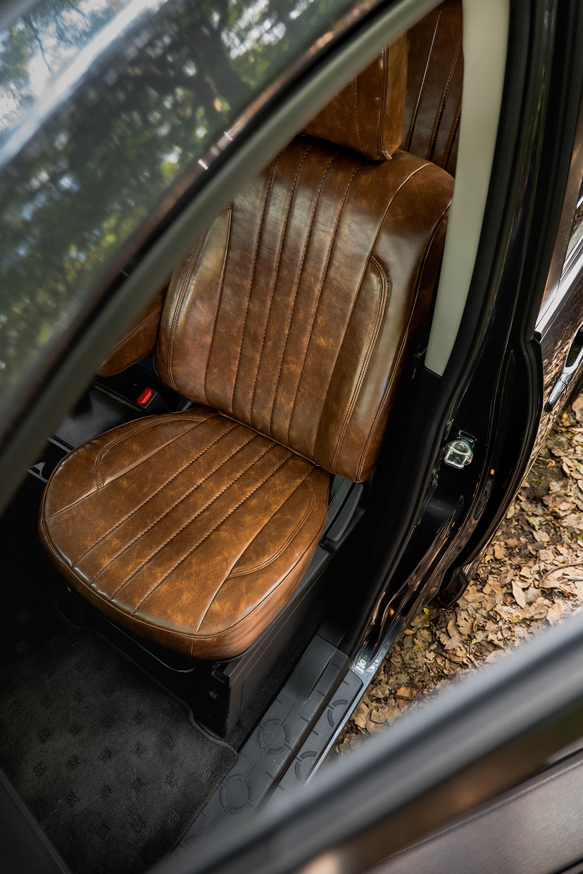 BMW 3シリーズ シートカバー Sandii オールドカヌレ 生地カラー