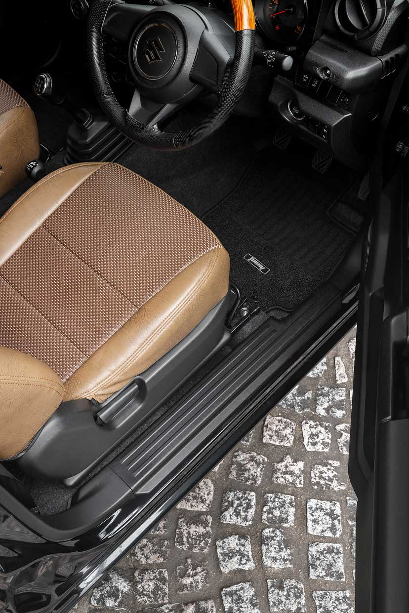 NV200 バネットワゴン 3列 シートカバー Refinad ヘリテージメッシュ 特徴2